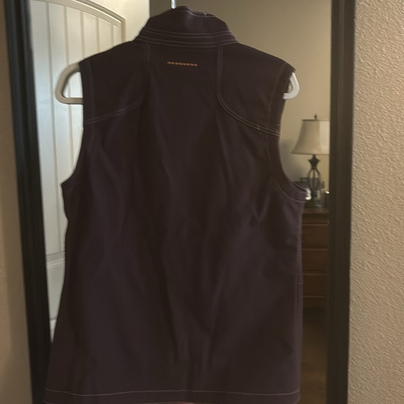 COPY - Women’s Ariat vest - Picture 7 of 7